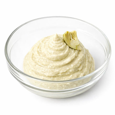 cremoso di anacardi ai carciofi con dettaglio di carciofo