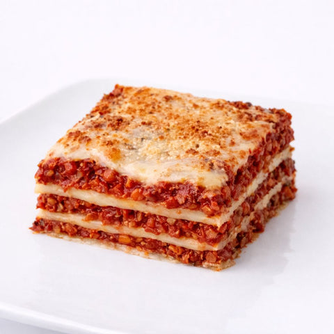 strati di lasagna variante vegan con ragu di soia senza glutine